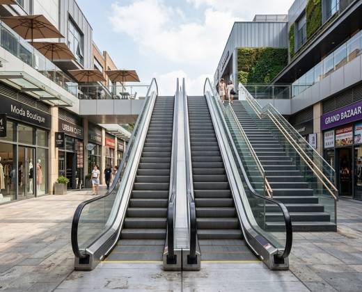 Commercial Building Outdoor Escalator